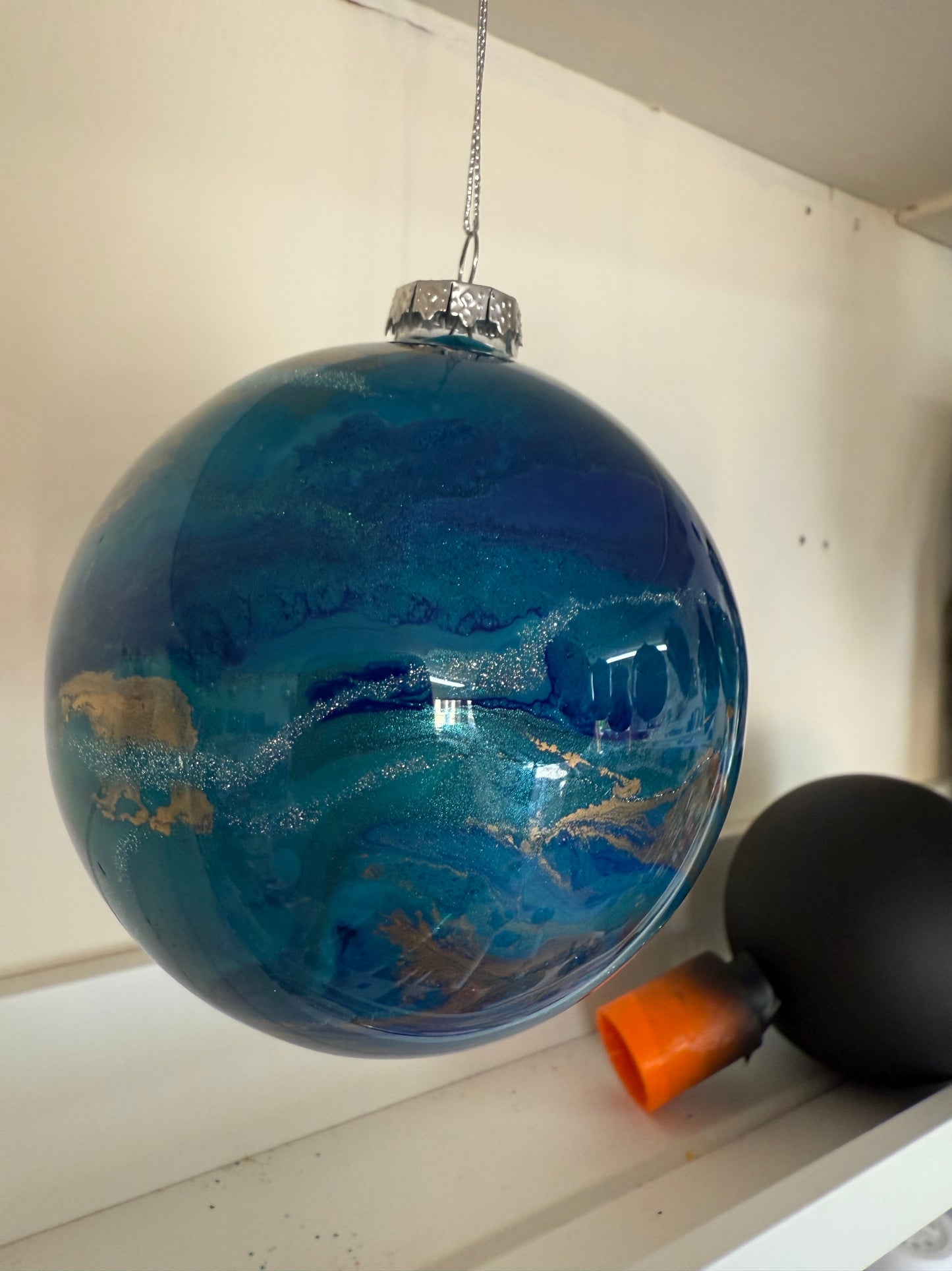 Glass Bauble 10cm approx ( example colours ) . Chose your colours .