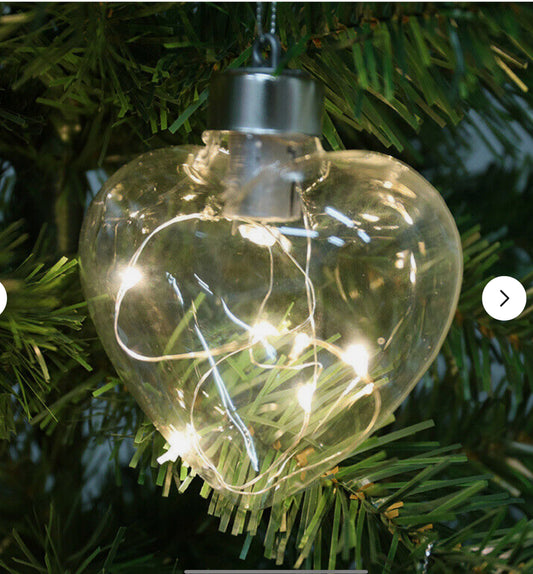 Lights heart bauble .