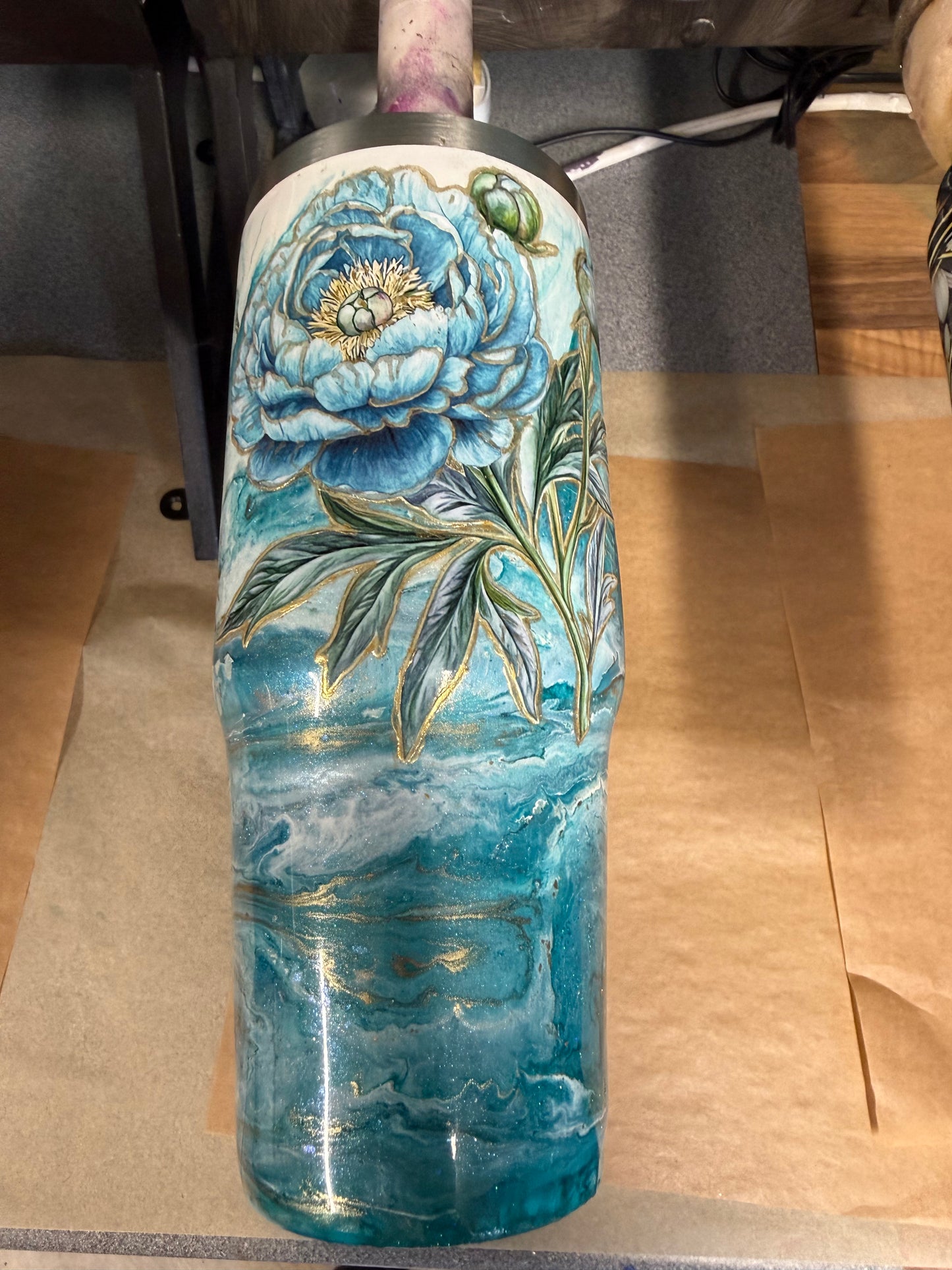 ‘ Peony’  30oz handle coffee tumbler