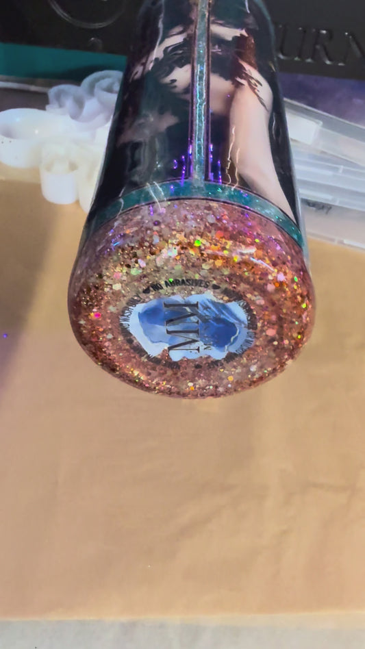 ‘ Kitty ‘ 30oz multi media